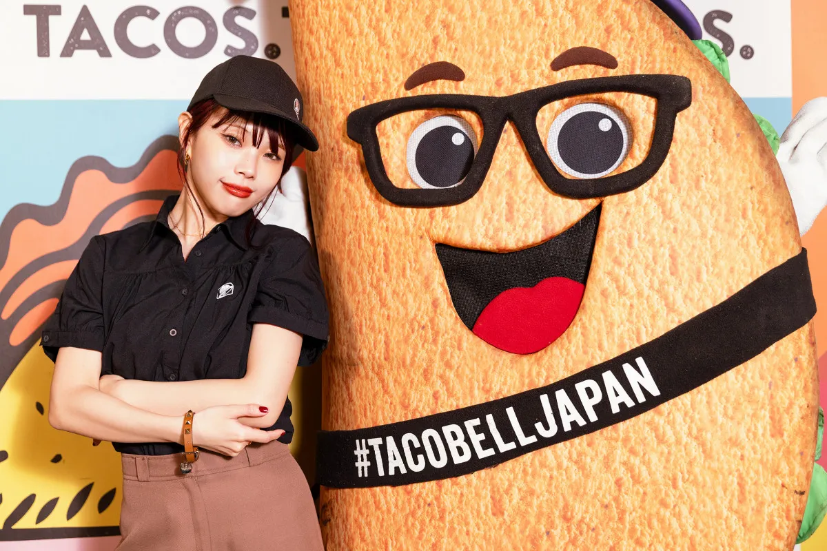 アイナ・ジ・エンドとTaco Bellがコラボ　“豆”をメインにした『タコベル道中』登場