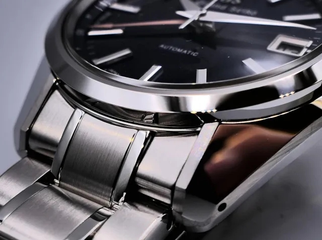 「仕事にも休日にもハマる」「見た目もスペックも満足度高い」ボーナスで手に入れたい、上品で使える高級感ウォッチ