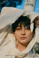 俳優・高橋文哉、25歳の誕生日に“オトナでスタイリッシュ”な2026年卓上カレンダーを発売