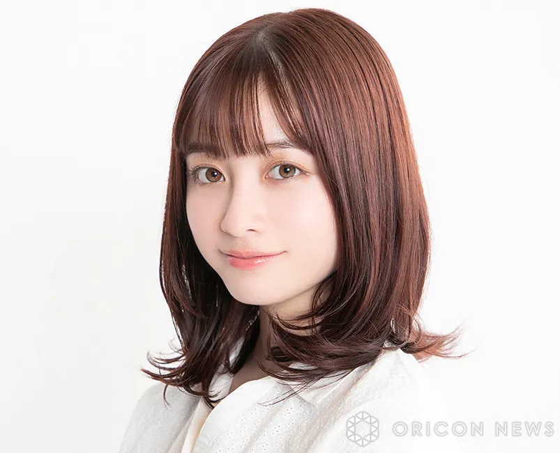 橋本環奈、金髪×包帯姿にSNS騒然「怪我してても可愛い」「ぬぉぉ金髪！」　フジ月9『ヤンドク』オフショットが公開