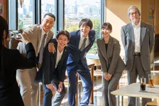 唐沢寿明主演『コーチ』最終回、向井が不審な行動を起こす…捜査の行く末は【あらすじ・場面カット】