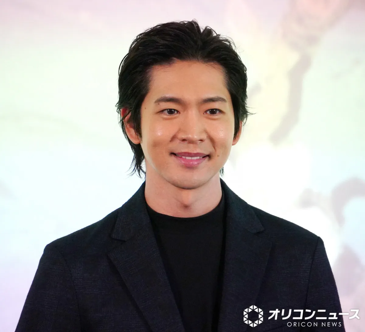 松下洸平、TREASUREとのロケで“MC力”話題に　感謝の声殺到「めっちゃ神」「また共演してください」