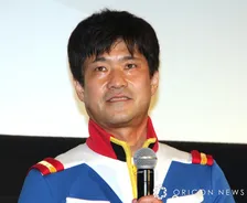 ガンダム芸人・若井おさむ、わが子のために“おもちゃ”を手作り「子供がおとといお人形の家が欲しいと言ったのでええの作ってます」　2021年に結婚を公表、3児の父