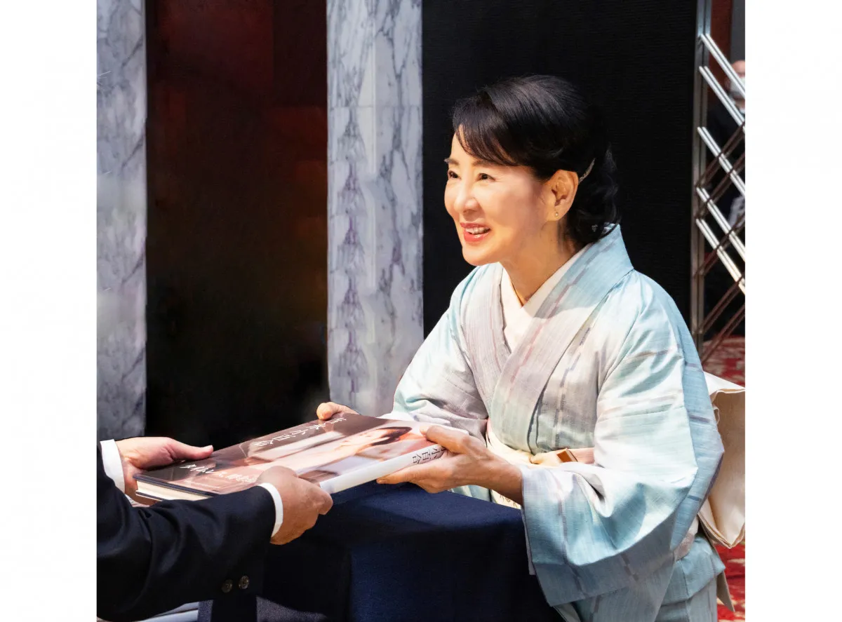 80歳・吉永小百合、写真集イベント開催　肋骨骨折した状態で映画撮影していた