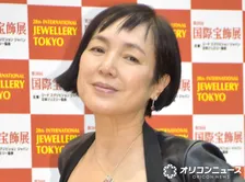 桃井かおり、優雅な朝食＆紅葉の名残感じさせる自宅からの景色に反響「美味しそうぅぅ」「なんて贅沢な朝」「幸せな朝や」