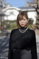 紗倉まな「妊娠・出産」への葛藤描く　作家デビュー10周年の渾身作