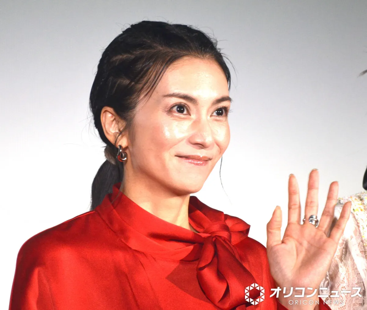 柴咲コウ、私は“あまのじゃく”　クリスマスは…「寝たい！」