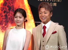 武尊、引退試合控え家族への思い語る　妻・川口葵とともに登場