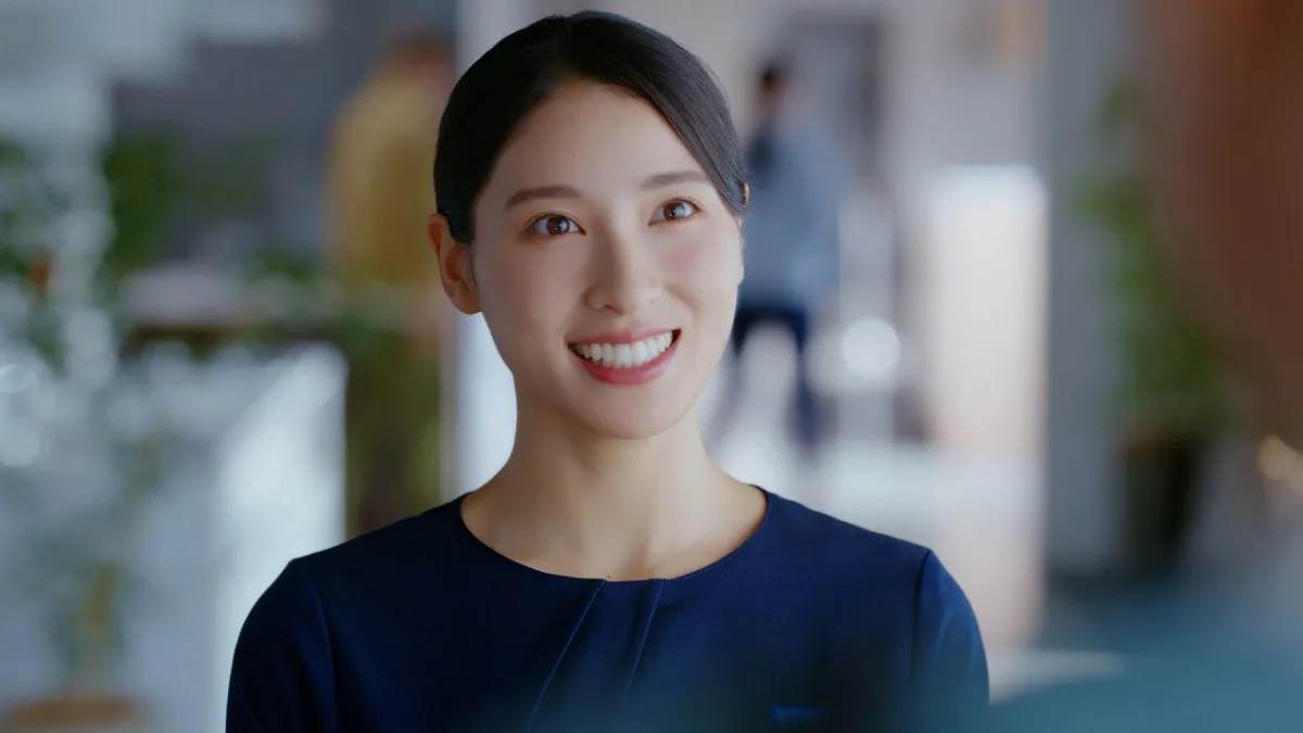 土屋太鳳の近影に反響「本当の店員さんみたい」  プライベートの自宅キッチン事情＆年末大掃除も語る【インタビュー】