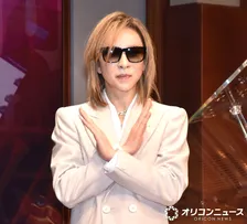 YOSHIKI、まさかの朝型人間に　3度目の首の術後から「すごく早起きになりました」