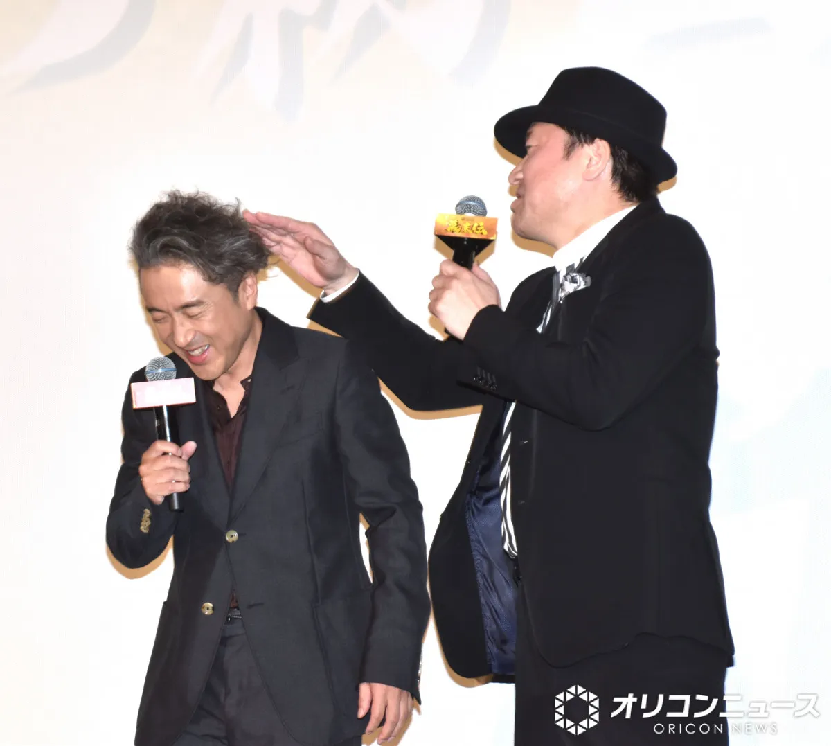 ムロツヨシ、満員の客席に喜び爆発「5年前の自分に言いたい」　はしゃぎすぎて佐藤二朗がツッコミ