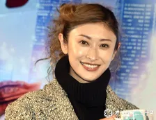 小栗旬の妻・山田優、大掃除スタートを報告「オシャレ」「素敵なお家ですね」「高級HOTELにしか見えないです」