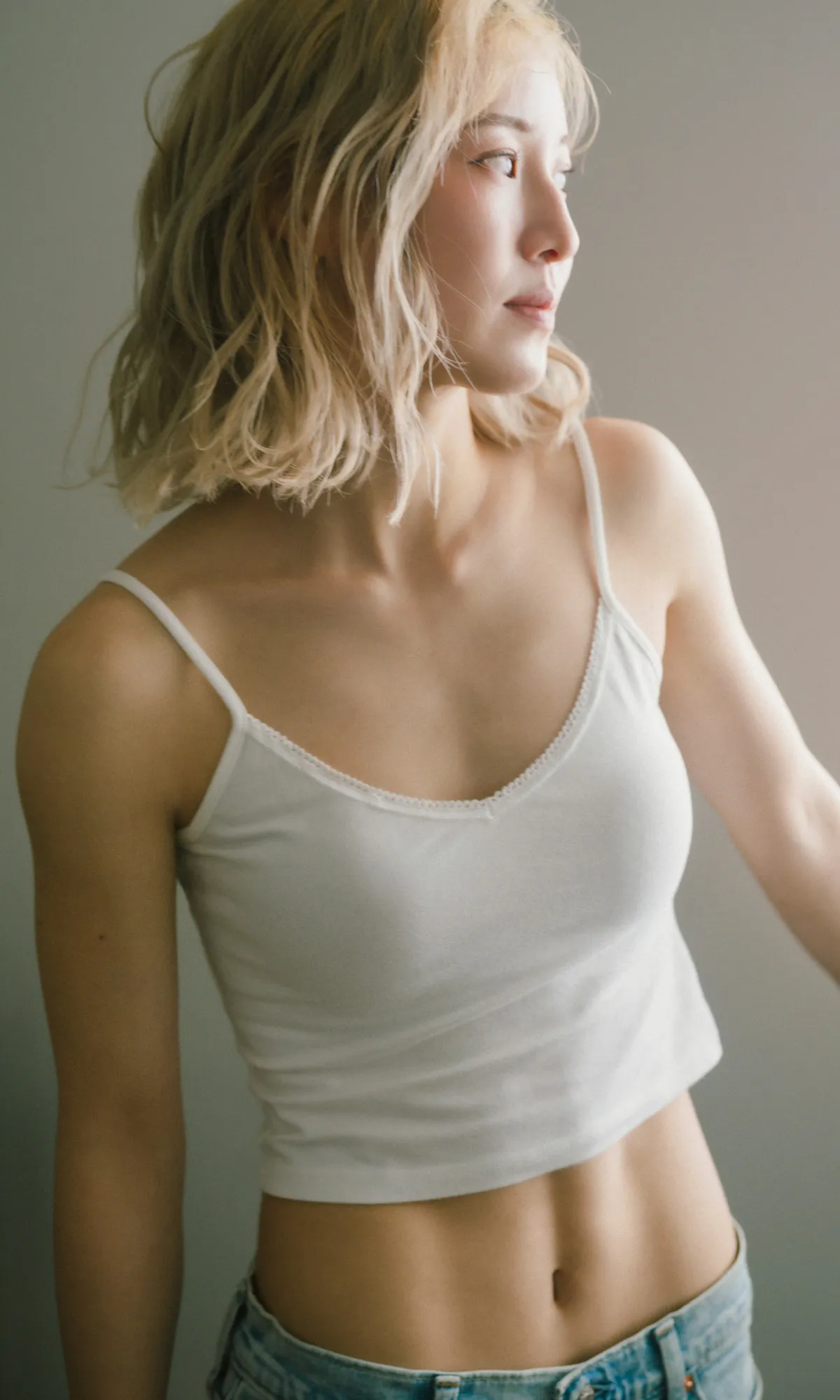 フットサル女子日本代表・松本直美、美腹筋を披露　初デジタル写真集『Sweetest Swift フットサル界の天使すぎるスピードスター』発売