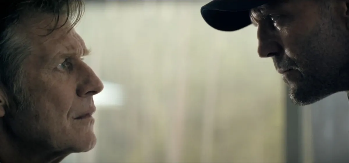 山路和弘×堀内賢雄の“激シブ対決”　ジェイソン・ステイサム主演『ワーキングマン』吹替版本編映像解禁