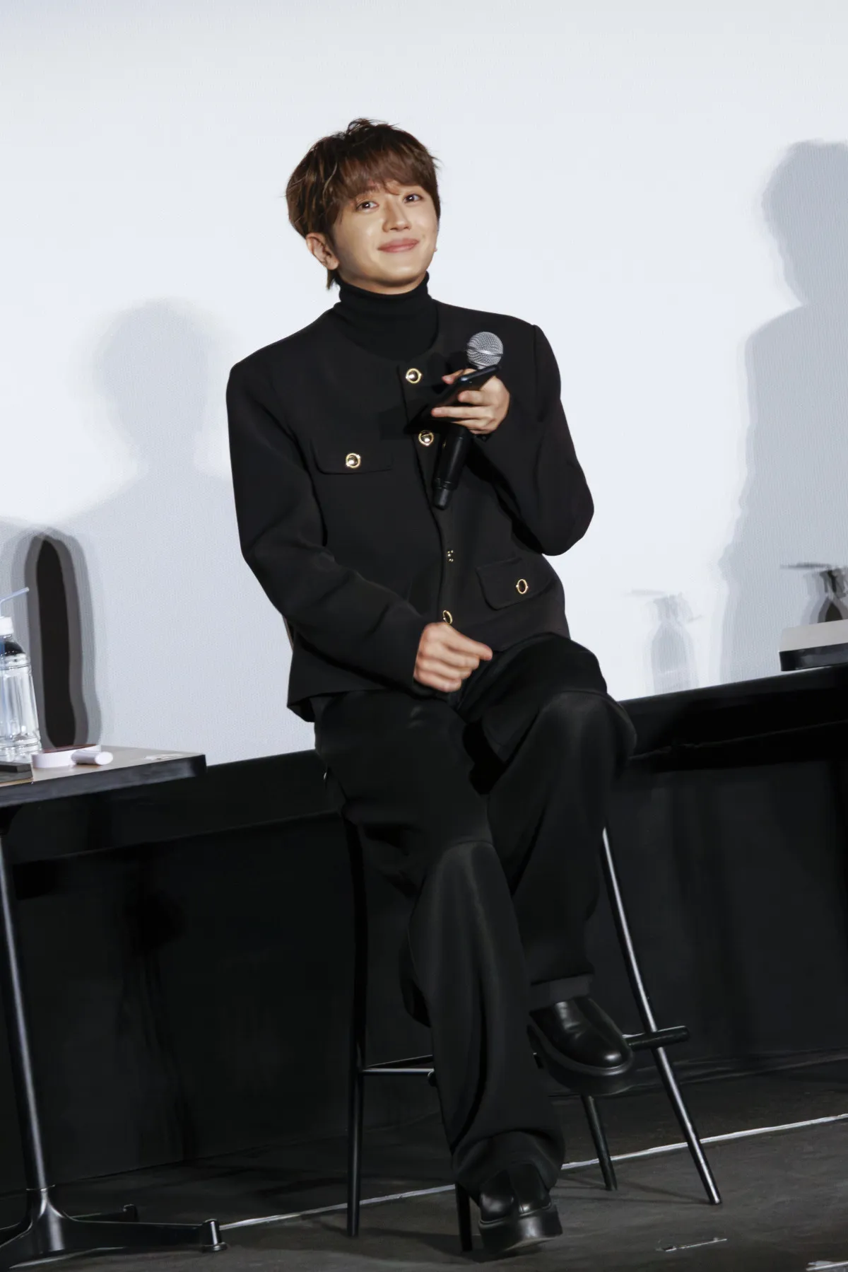 Nissy、ライブ映画公開で「みなさんの顔を見て安堵」　“声帯手術の治療中”口笛や入力で思い伝える「チームNissyは百花繚乱」