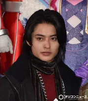 冬野心央「オニかわいい」とオニシスターと鬼ポーズ　ファンも反応「別世界の角乃ですね」「オニかわいいだよ心央くんが」