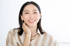 杏「いつかのメリークリスマス」　10年前の月9での“メガネサンタコス”姿披露に反響「可愛いサンタ」「似合ってます」