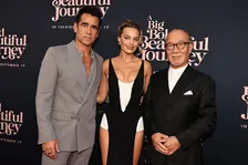 コリン・ファレル×マーゴット・ロビー『ビューティフル・ジャーニー』久石譲の音楽が初登場する本編映像