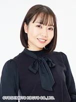 吉本新喜劇の“女スパイ”が第1子妊娠　湯澤花梨がお腹ふっくら純白ドレス、バックハグ2ショット添え報告