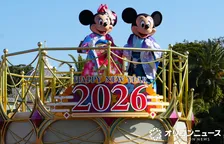 ミッキー＆ミニーらが和装姿で登場！ディズニーでお正月イベントがスタート