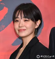 奈緒の年賀状、達筆＆ヘアカラーに反響　「奈緒さんの字は神の領域」「お馬さんと同じカラーの髪色」