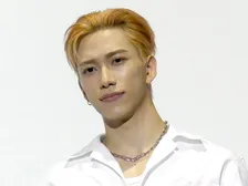 INI池崎理人、“平成質感”写真に反響「パパも昔はかっこよかったんだぞのそれ」「絵になりすぎ」