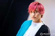 EXIT兼近、あまりにバキバキ“すぎるボディ”にファンも驚き「AIだよね？本物？」「エロすぎ」