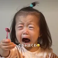 ギバーすぎる妹？　思わず姉に譲りすぎて号泣、チョコをめぐるやりとりに「これが姉妹」「学びの最中だもんね」