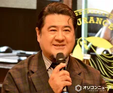 小手伸也、ライバルは“ツダケン”「負けていられない」　岡崎紗絵も笑顔でエール