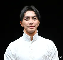 成宮寛貴、12年ぶり舞台復帰で女性役の主演　初日を前に「演じるのが楽しみ」
