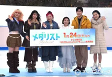 春瀬なつみ＆大塚剛央、鈴木明子の演技に泣きそうに「こらえました」　『メダリスト』1期最終話を再現