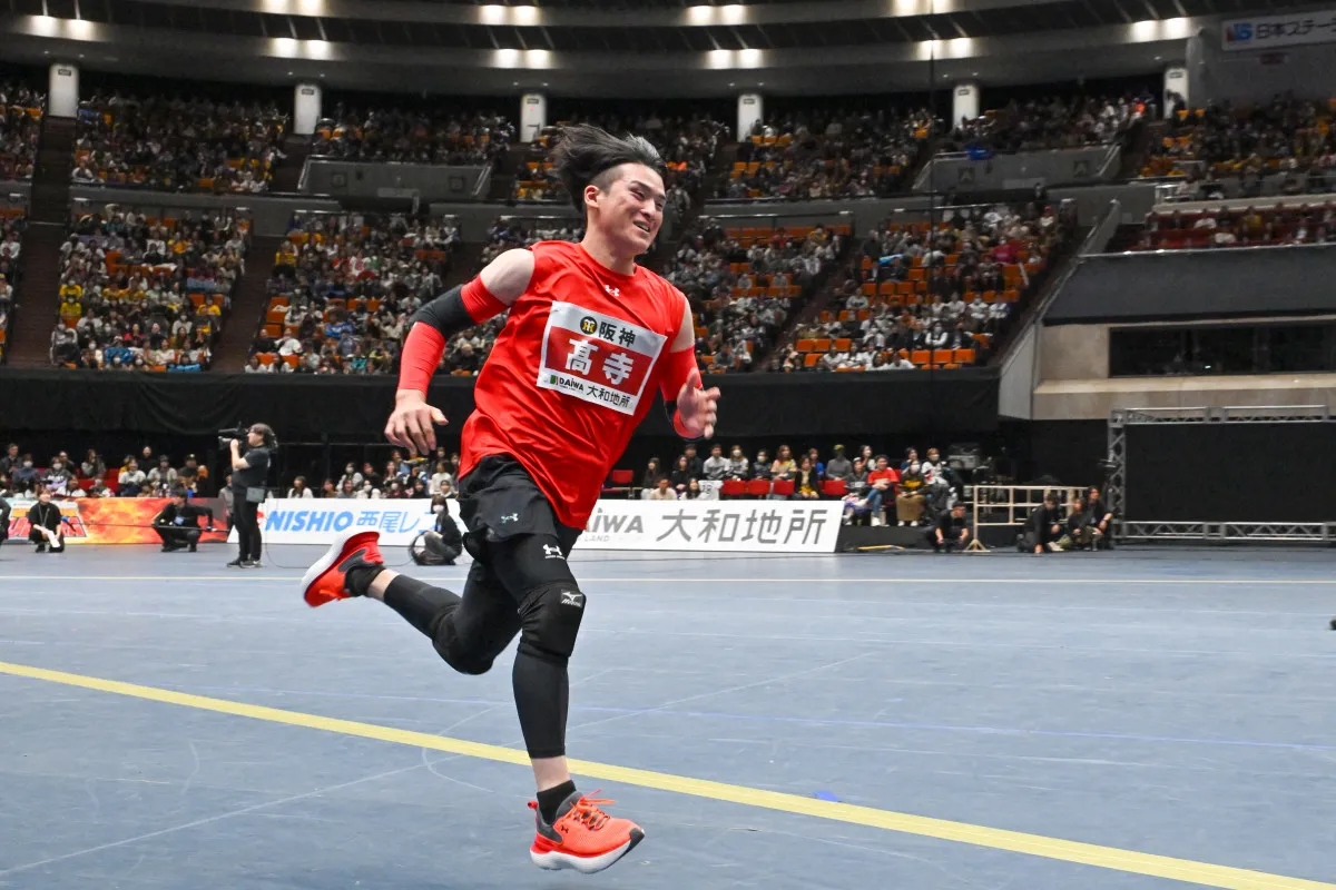 セ・パ対抗、プロ野球スター選手がリレー激走　セは全員野手、パは投手含む布陣…『超プロ野球ULTRA』