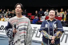 『超プロ野球ULTRA』河合郁人＆やす子、“パ・リーグ監督”としてコメント「夢のような話で…」「清宮選手が疲れて立てないくらい」