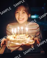 櫻坂46松田里奈、26歳のお誕生日ショット　1st写真集の封入特典第4弾が解禁