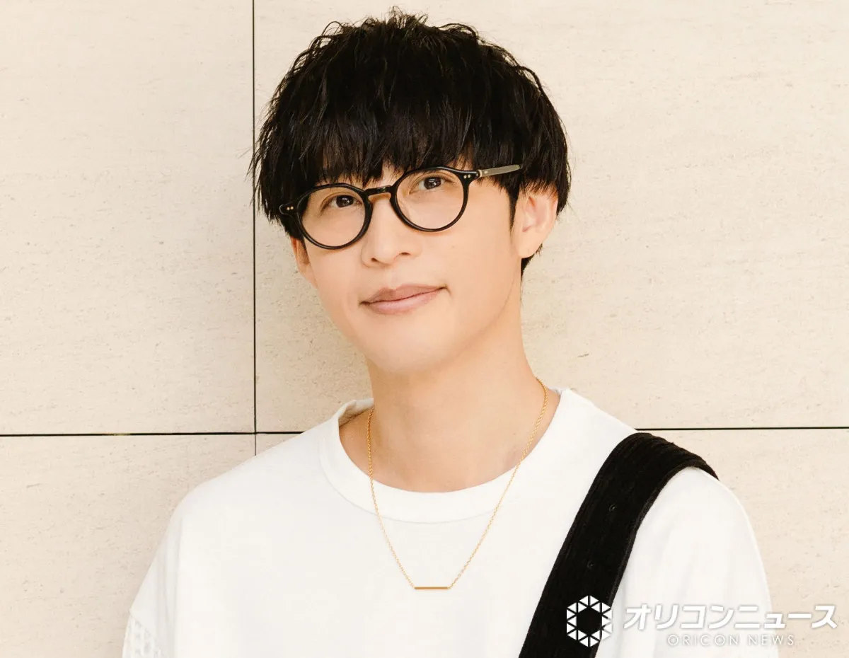 46歳・オーイシマサヨシ、20歳と現在の比較写真公開に「毎年若返ってる」「今のが圧倒的に若い」「年齢のバグ」　成人式の写真に反響