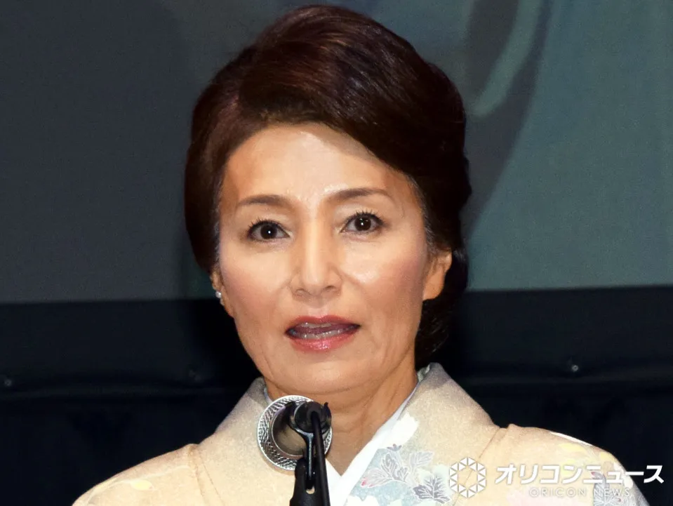 仁科亜季子、長男・仁科克基と親子ディナーで2ショット「お父様に似てますね」「素敵な親子」　元夫は松方弘樹さん
