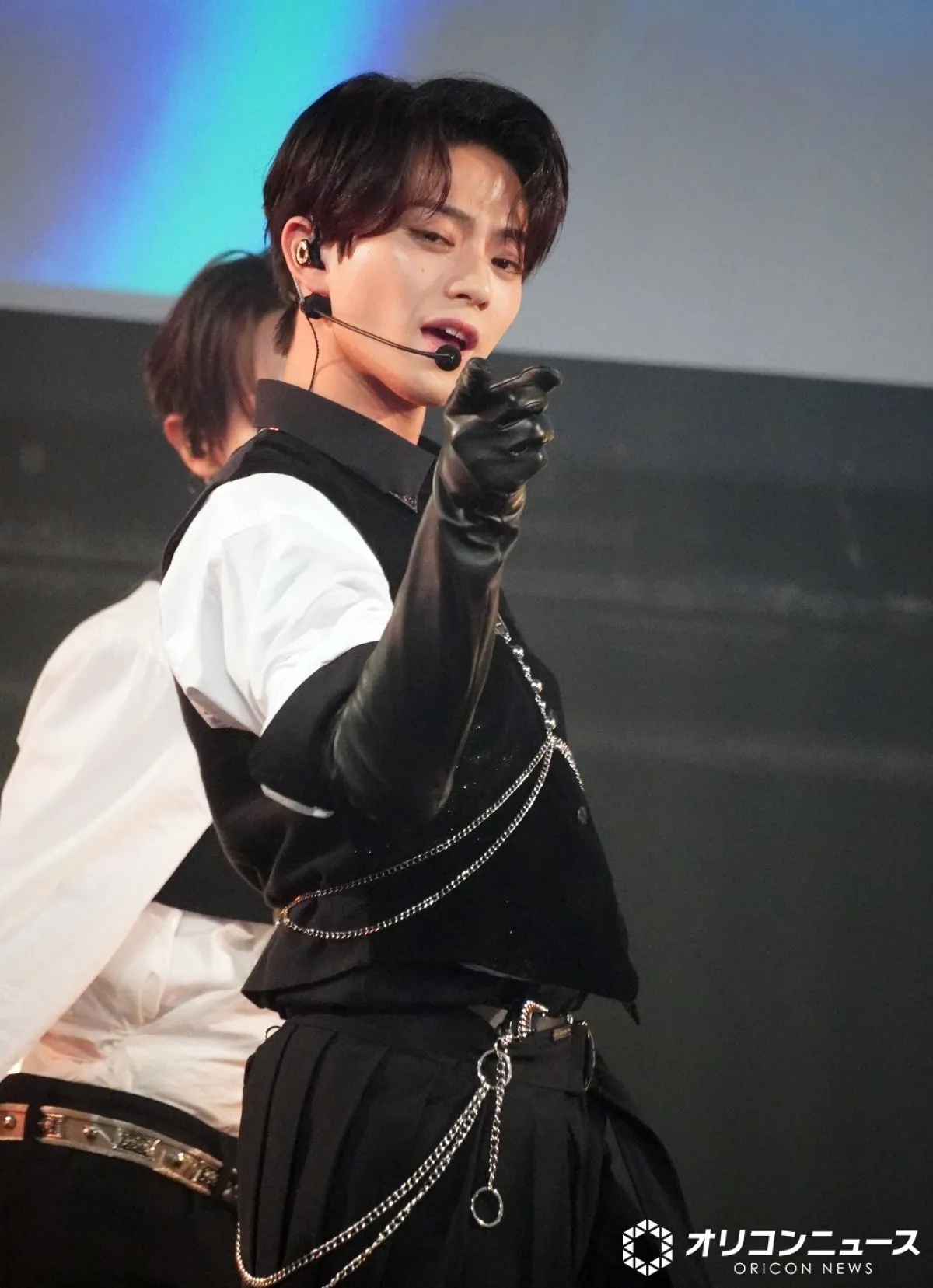 岩瀬洋志、TORINNERとして初ダンスパフォーマンス披露　メンバーに感謝「カムサハムニダ」