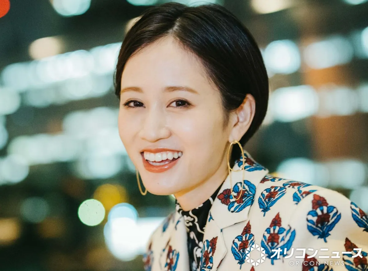 34歳・前田敦子、引き締まった“美尻”に反響　水色の下着姿でファンを魅了「攻めてますね」「なんて綺麗なスタイル」