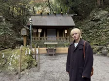 伊野尾慧、愛知と三重を“のんびり旅”　神馬のいる神社でグループの飛躍祈る「今年も一年いろんな活動ができますように…」