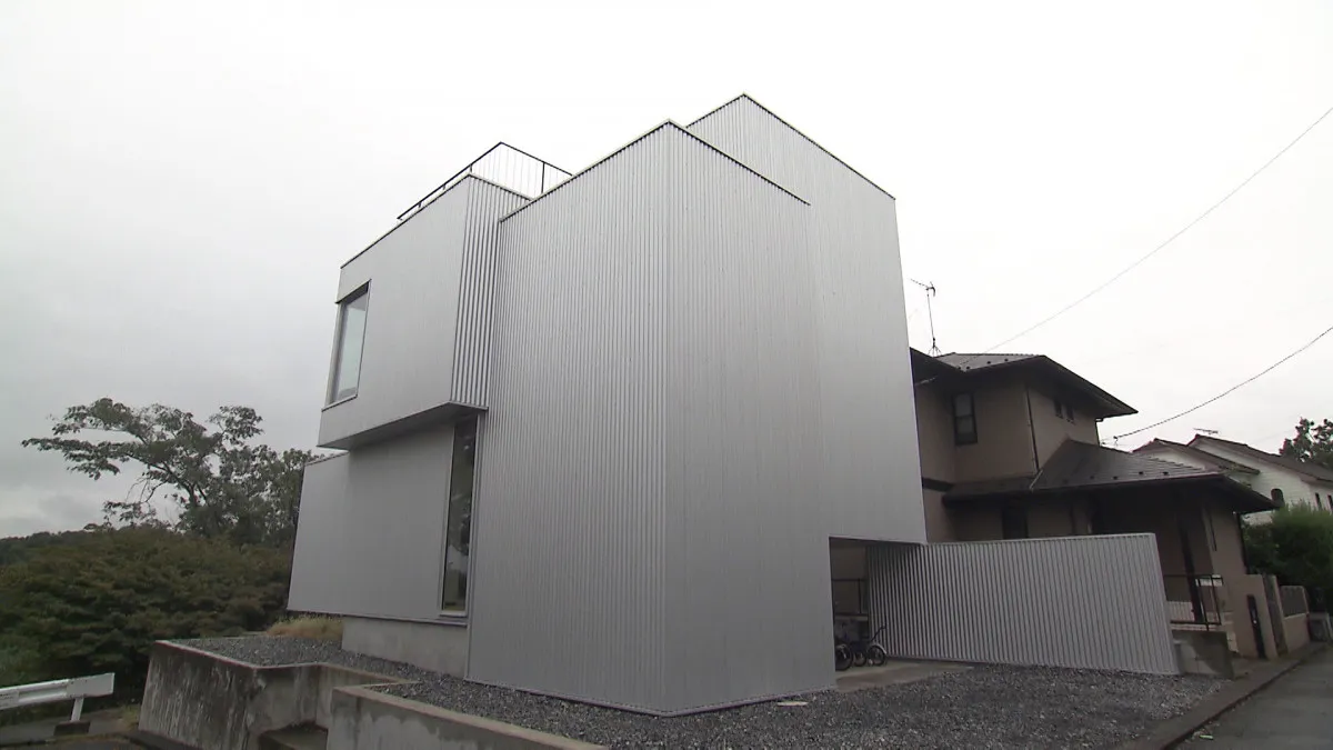 夫が設計“メガ収納”を実現した家、秘密は狭小住宅でよく使われるアイデア【住人十色】