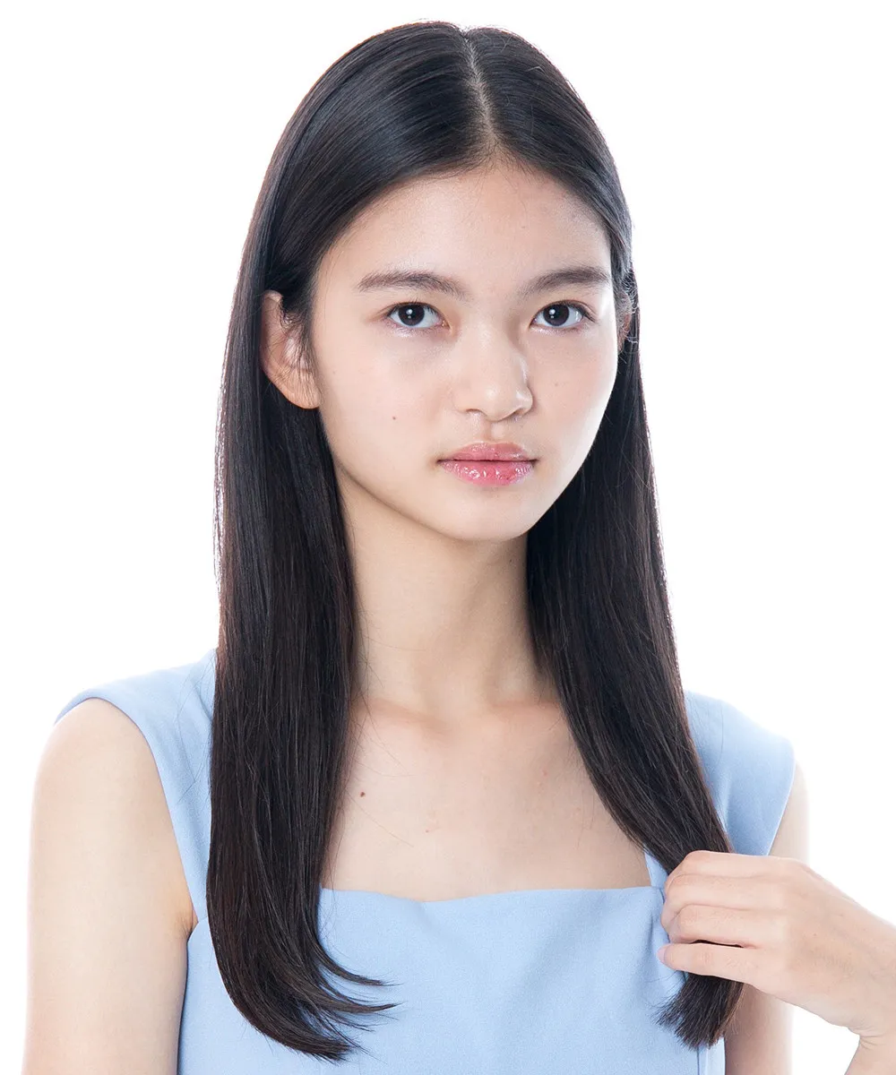 ＜芸能プロダクション2026年イチオシ新人＞今春より芸能活動を本格スタートする15歳・身長172cmの名城莉奈、今後の目標を告白「見ている方々が憧れるような存在になれるよう頑張りたい」