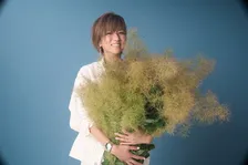 hitomi『不倫の贖罪』OPテーマ「Stand by...」ライブ収録MVを公開