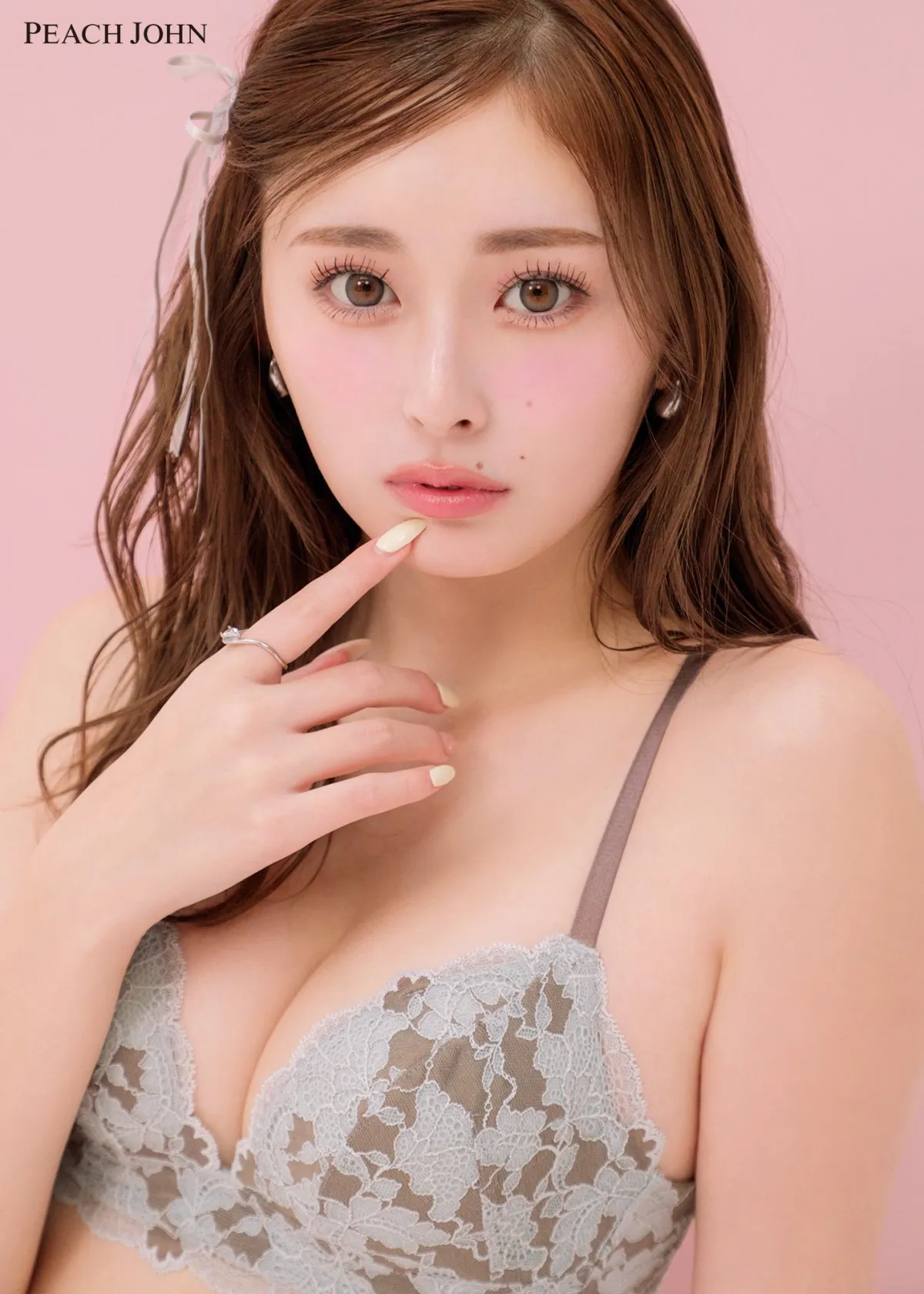 ゆうちゃみ、美ボディあらわな下着姿に反響続々「たまらん」「これは凄い」「見惚れる」　『PEACH JOHN』春ビジュアルに登場