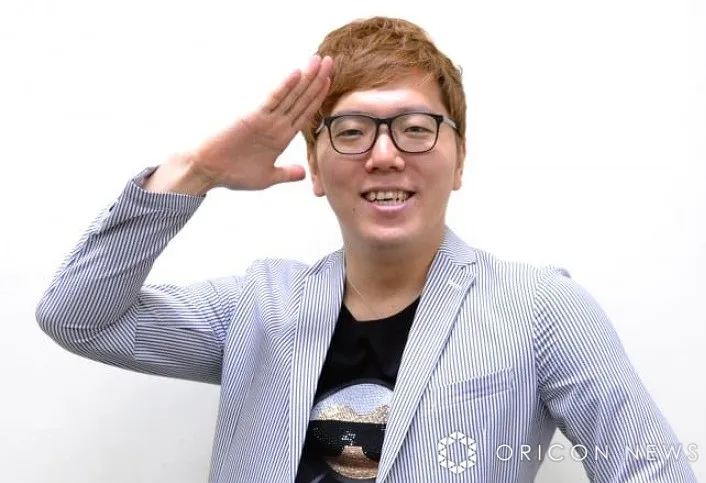 ヒカキン、挙式を報告　妻＆娘とのウエディング3ショット公開し結婚式を回顧「写真だけで伝わる幸せ～！」「ツマキンさん絶対美人」「感動だな」　2024年に一般女性と結婚