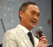 渡辺謙、『木挽町のあだ討ち』時代に忠実なセットを絶賛　『国宝』交えユーモアたっぷりに伝える「スケールで言うと…」