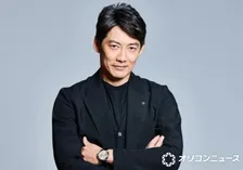 反町隆史、“兄”松村雄基とおそろいポーズのオフ2ショット「カッコ良すぎる兄弟」「ワイルド」　ドラマ『ラムネモンキー』で兄弟役で共演中