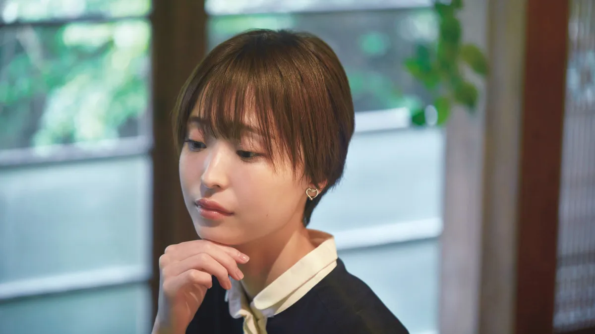 渡邊渚、初エッセイ『透明を満たす』オーディブル版　自身で全編朗読「逃げ隠れすることなく、自信をもってこの本を読みます」