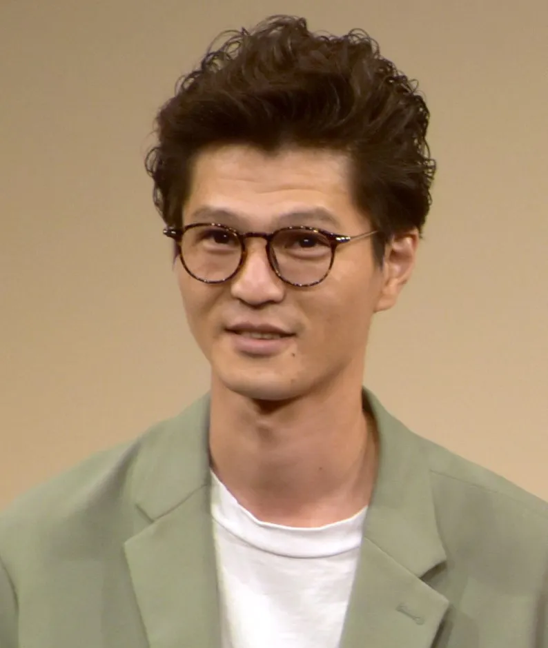 モグライダー・芝、人生初愛車となる三菱“高級セダン”購入を告白「旧車で360万円」　ともしげは芝より高いスバル“最新モデル”購入