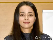 加藤ローサ、“母”と2ショット「かわいい親子！」「お二人とも幸せそう」　ドラマ『婚活バトルフィールド37』で榊原郁恵と親子演じる