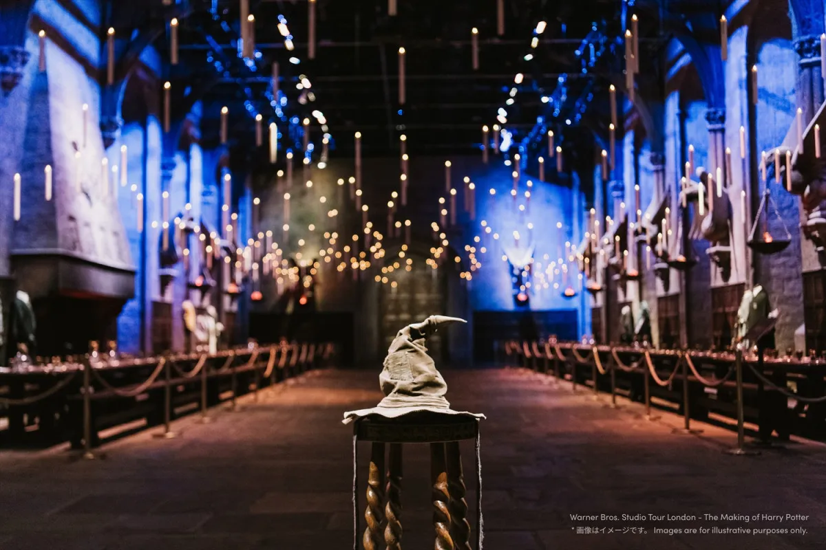 映画『ハリー・ポッターと賢者の石』公開25周年記念特別企画「ホグワーツからの招待状」開催へ